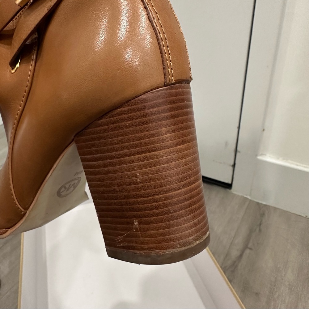 Michael Kors boots - Picture 10 of 16